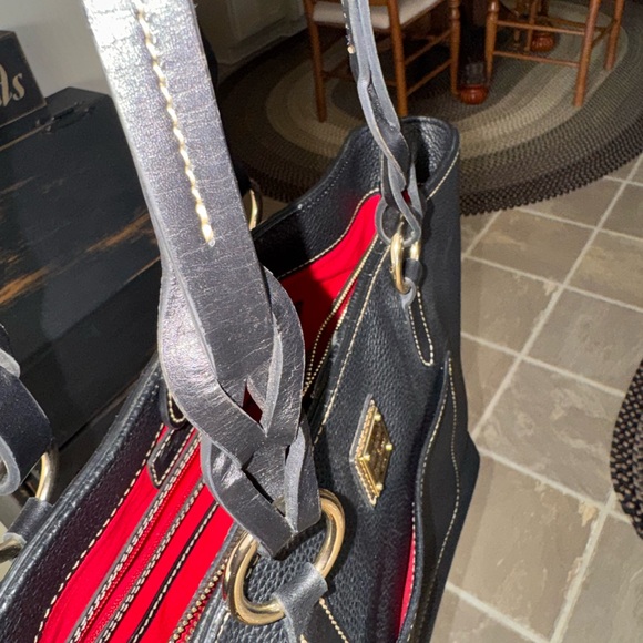 Dooney & Bourke Black Leather Tammy Tote: R1312BB - Picture 6 of 13